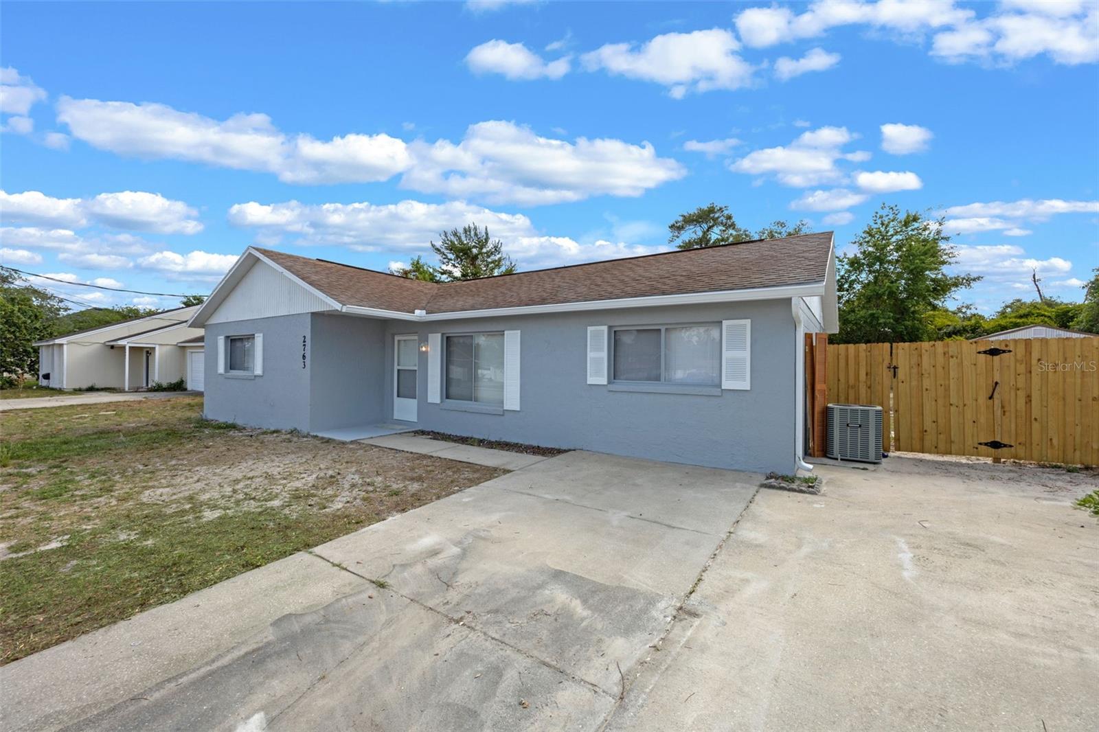 2763 E WACO DRIVE