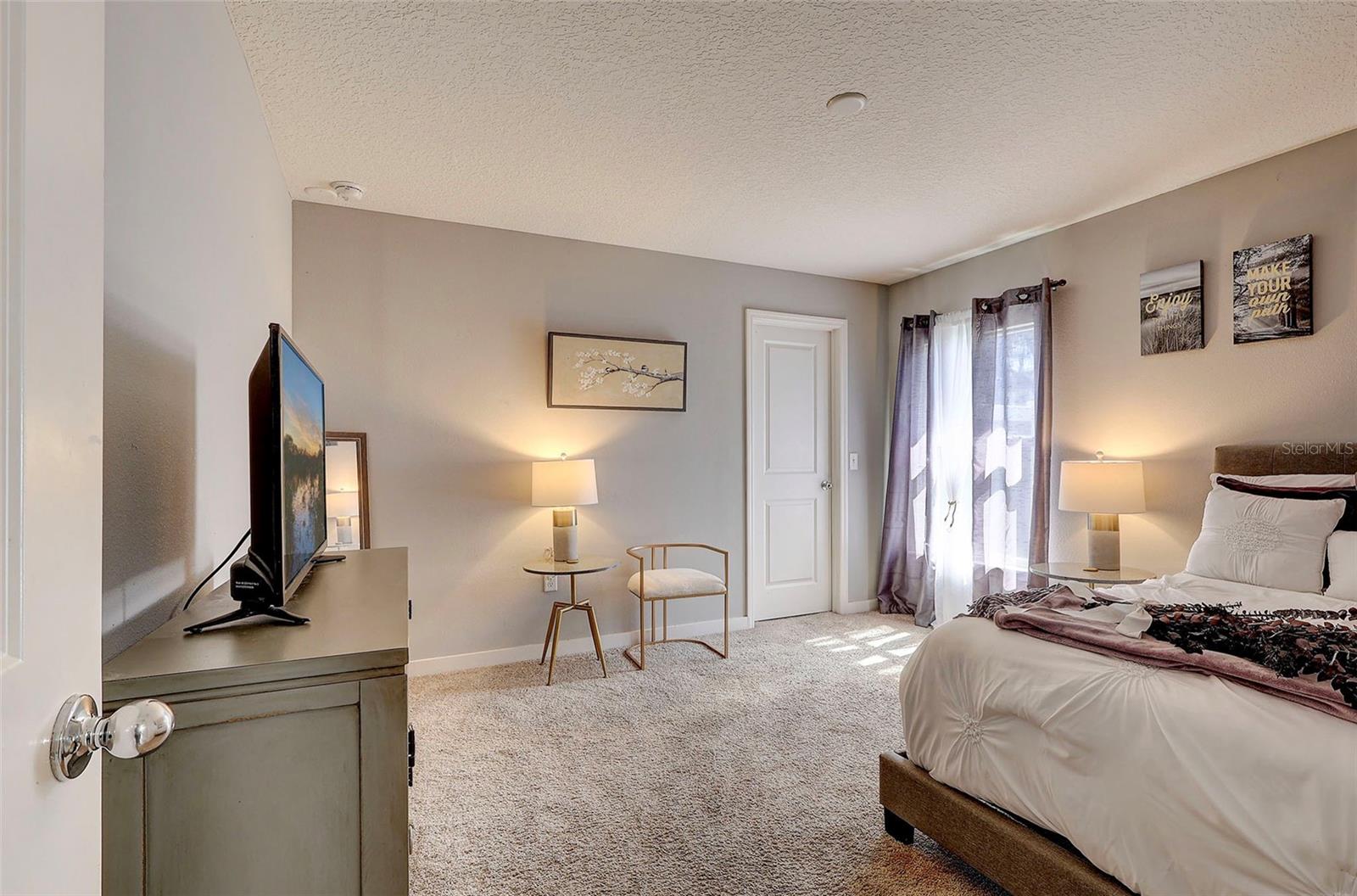 PRAIRIE OAKS SUB - Residential