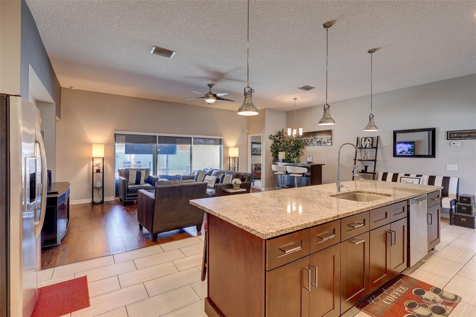 PRAIRIE OAKS SUB - Residential