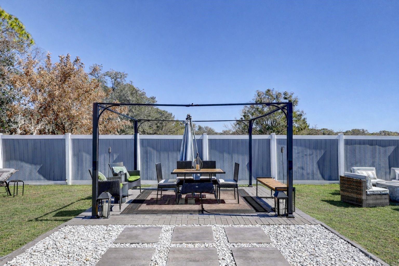 PRAIRIE OAKS SUB - Residential