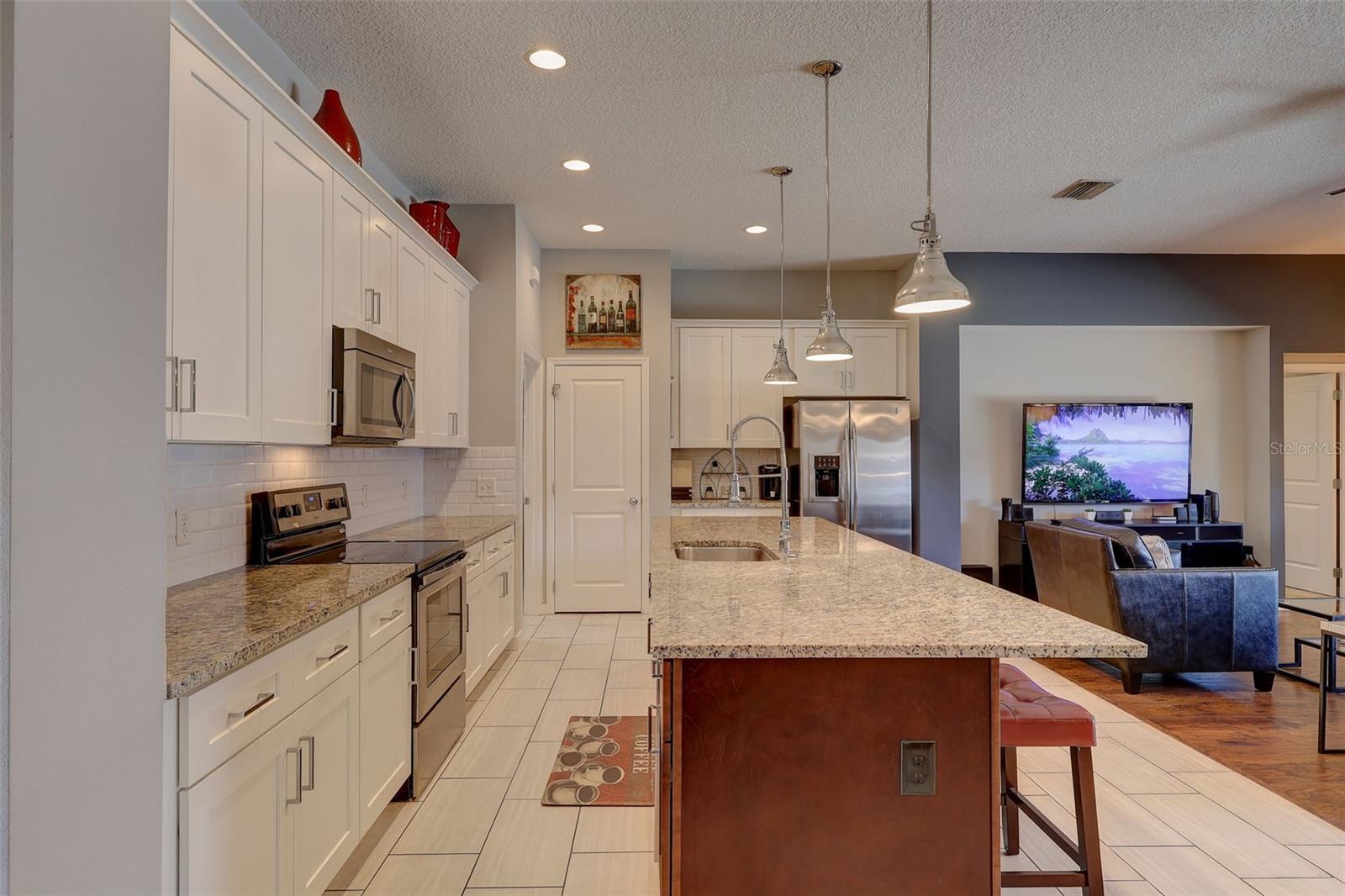 PRAIRIE OAKS SUB - Residential