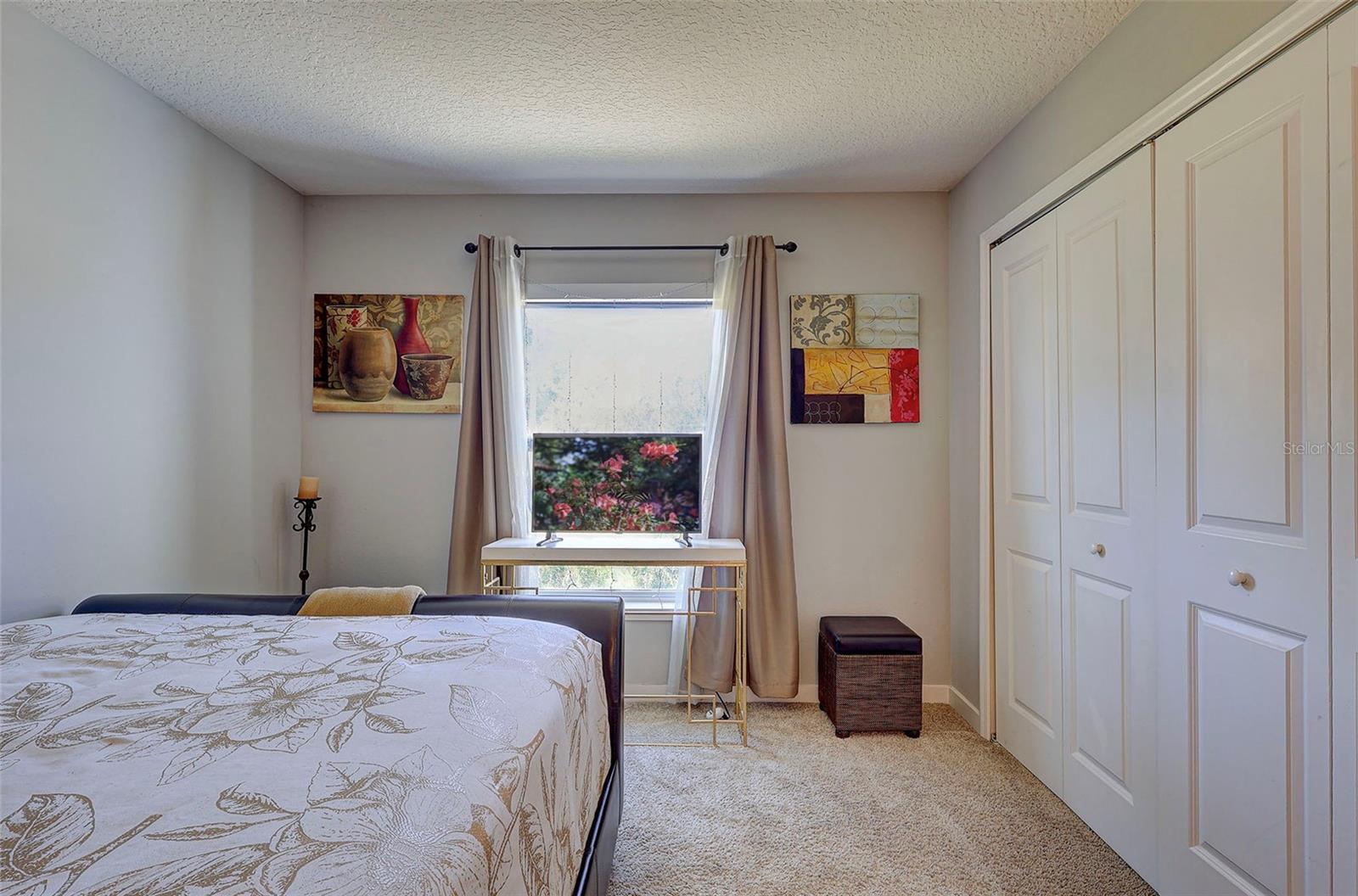 PRAIRIE OAKS SUB - Residential