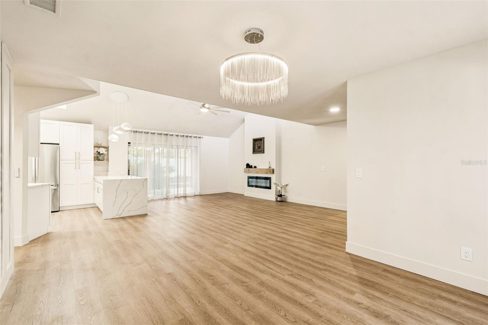 BLOOMINGDALE SEC N - Residential