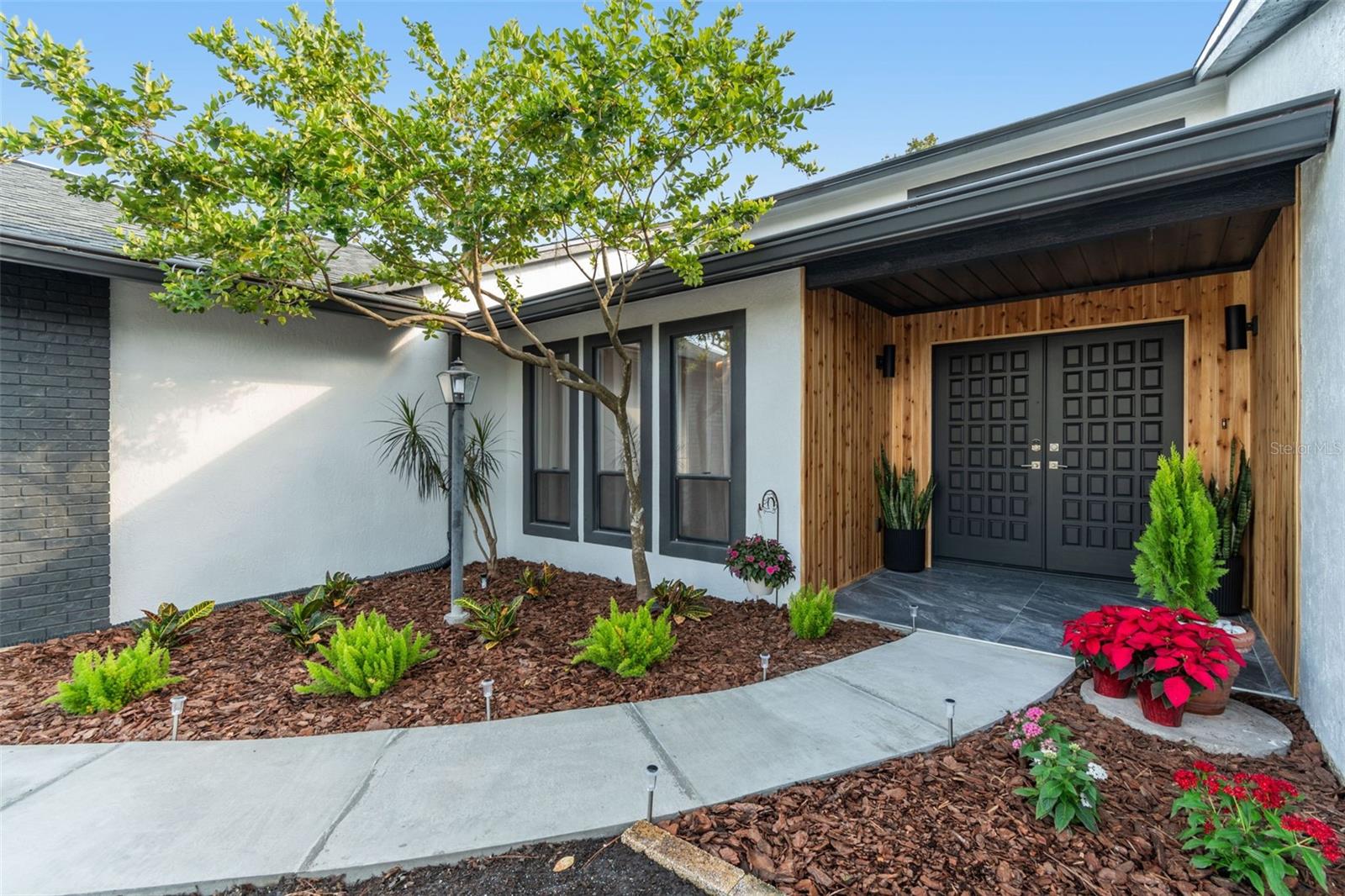 1228 RAINBROOK CIRCLE