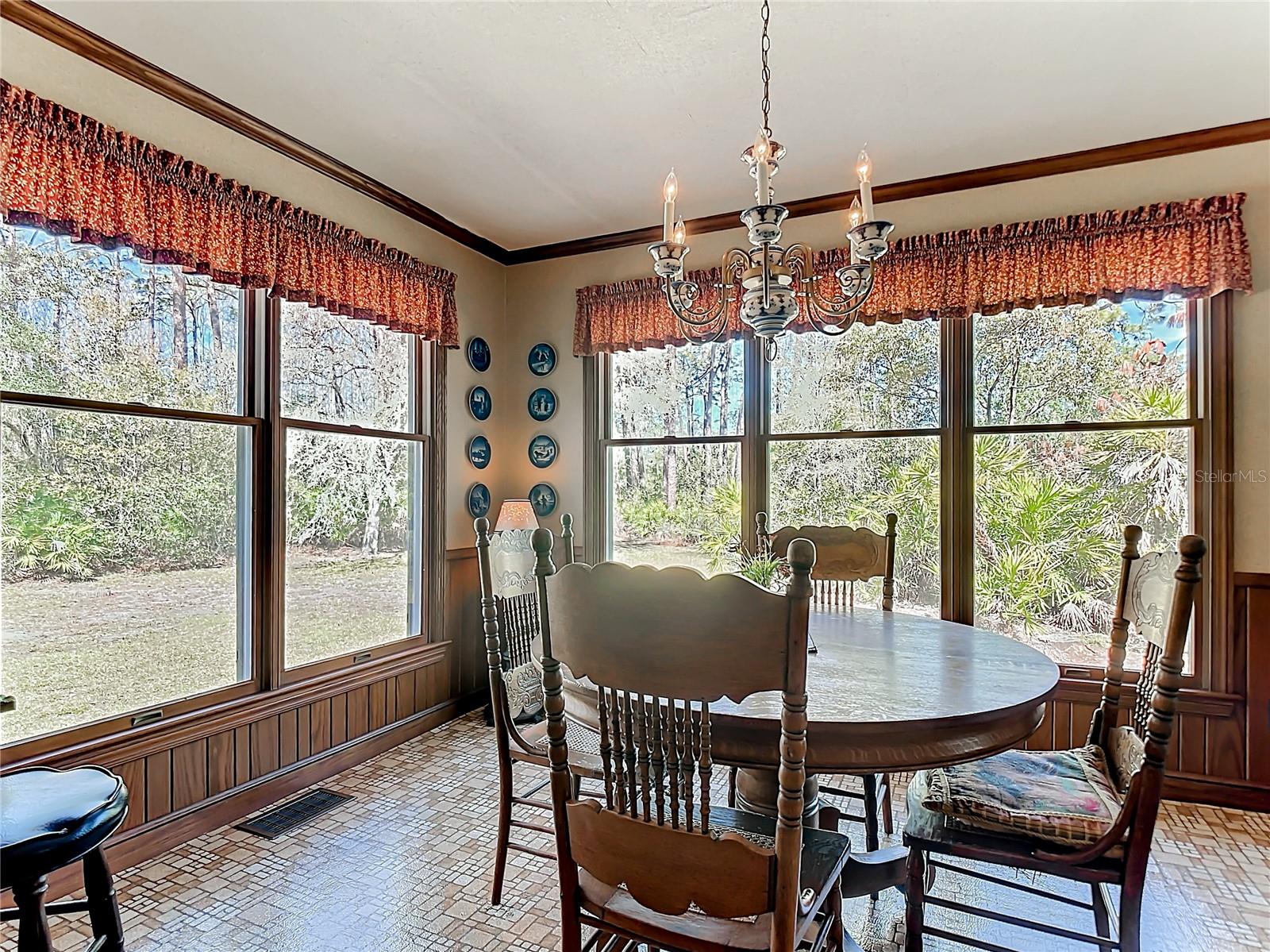 GROVELAND FARMS 15-23-24 - Residential