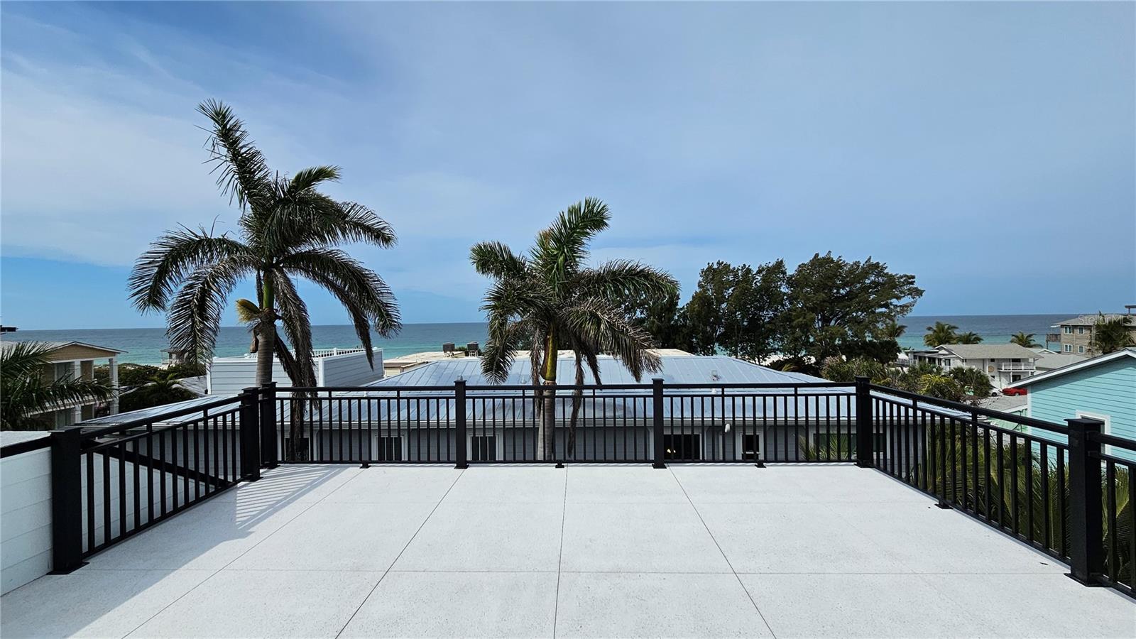 CORTEZ BEACH - Residential