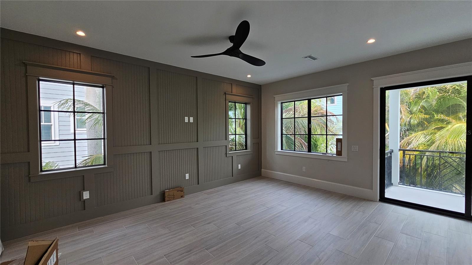 CORTEZ BEACH - Residential