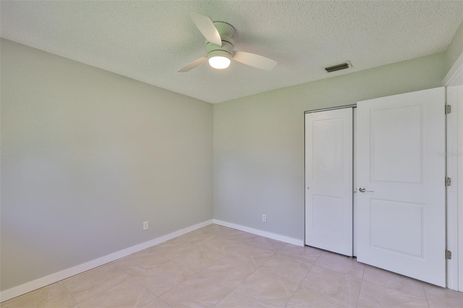 APOLLO BEACH UNIT ONE PT ONE - Residential