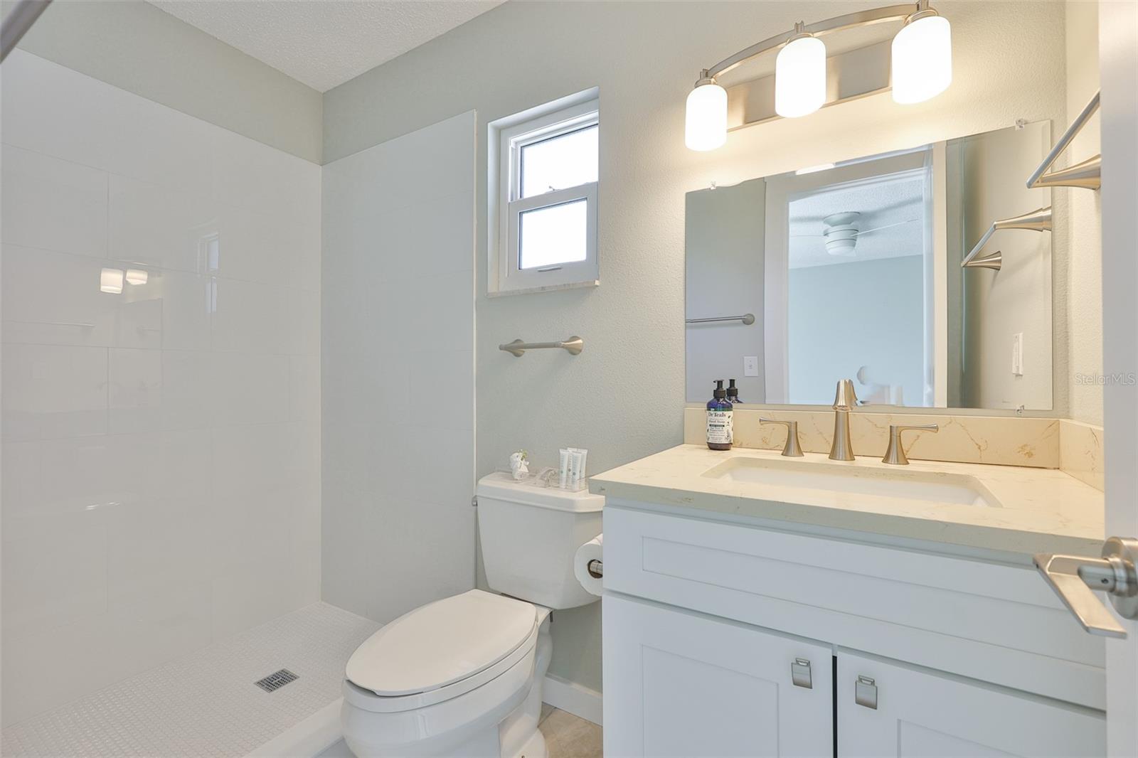 APOLLO BEACH UNIT ONE PT ONE - Residential