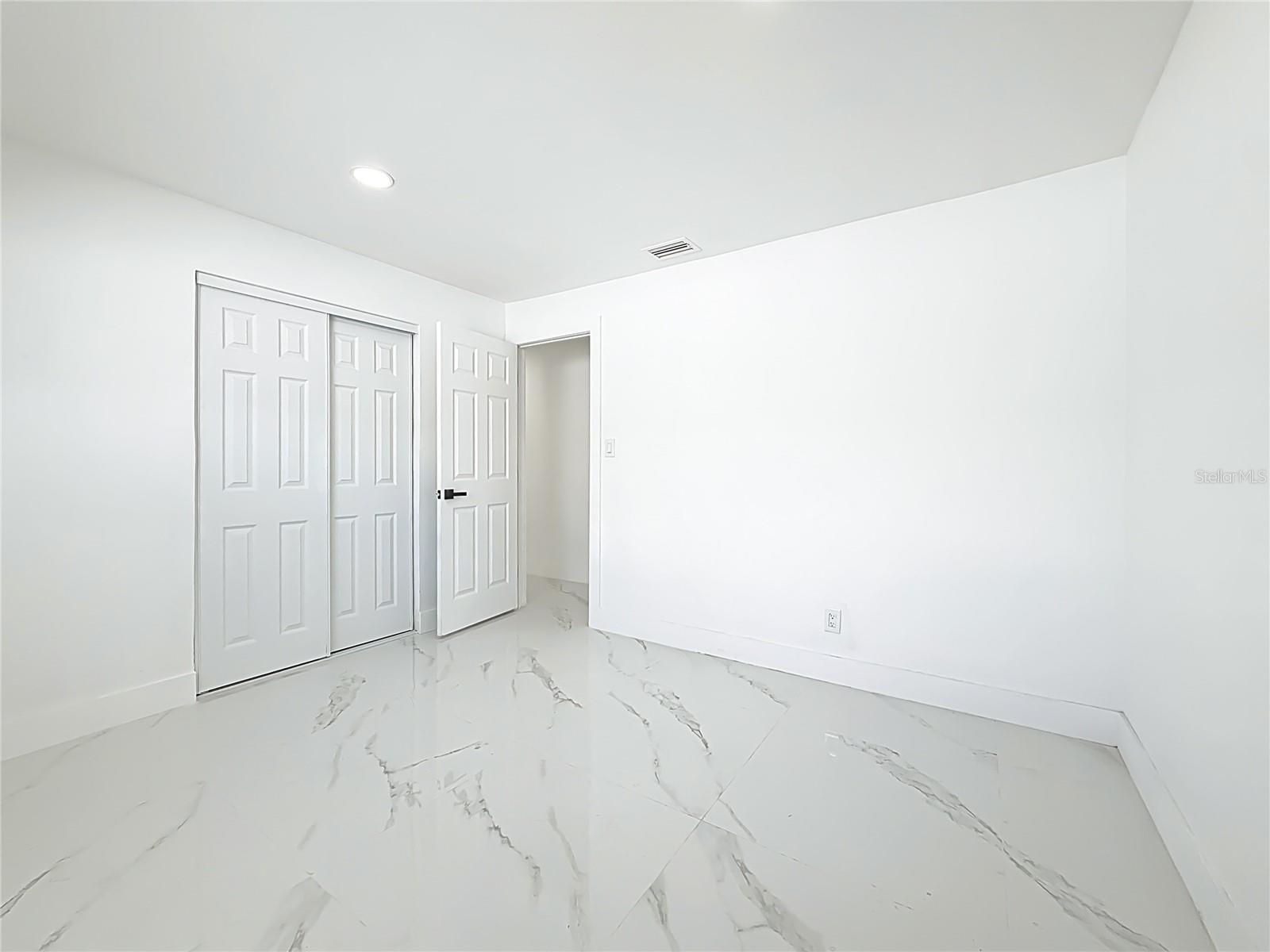 SHORE ACRES OVERLOOK SEC BLK 26 PT REP - Residential Lease