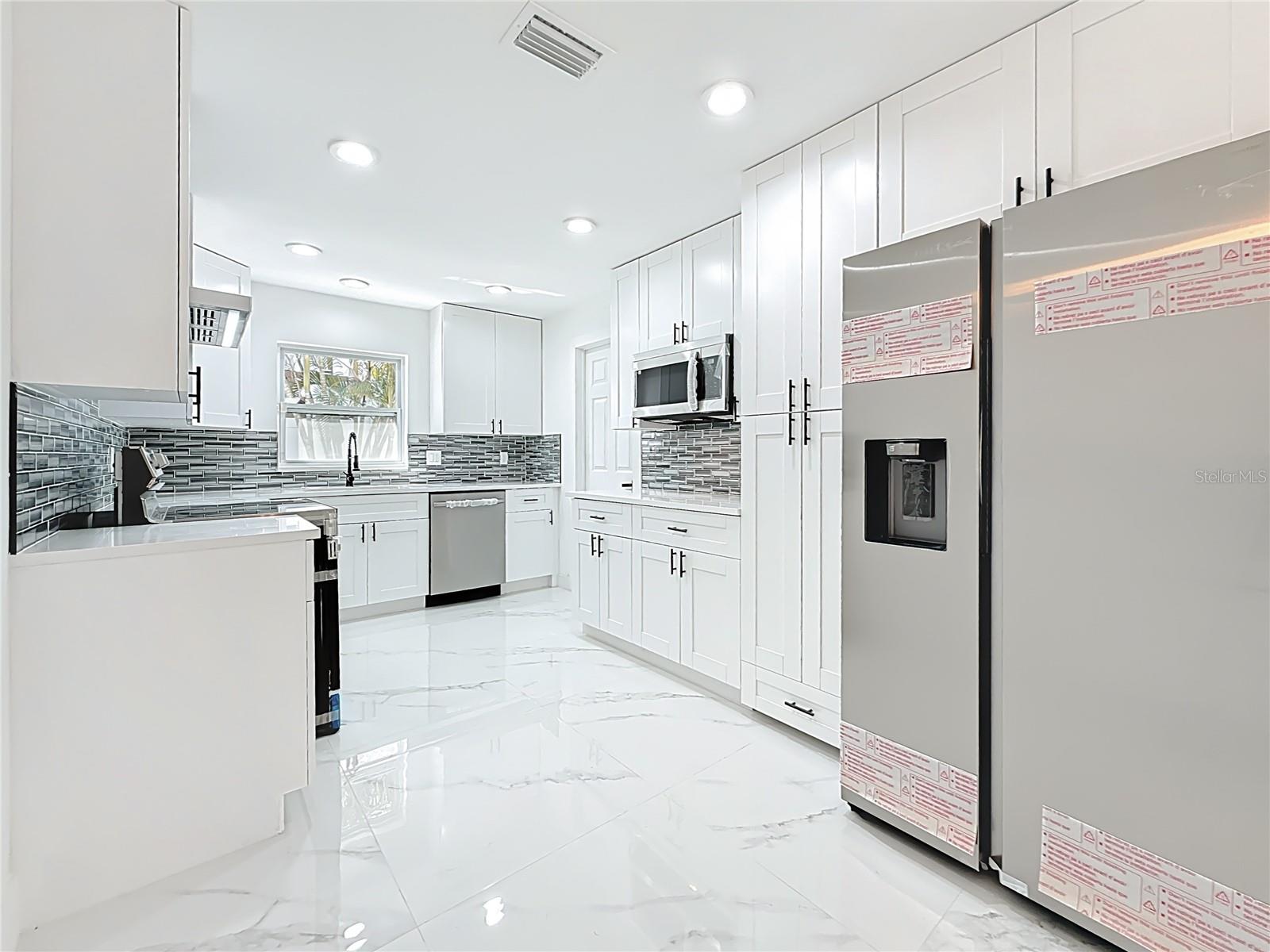 SHORE ACRES OVERLOOK SEC BLK 26 PT REP - Residential Lease