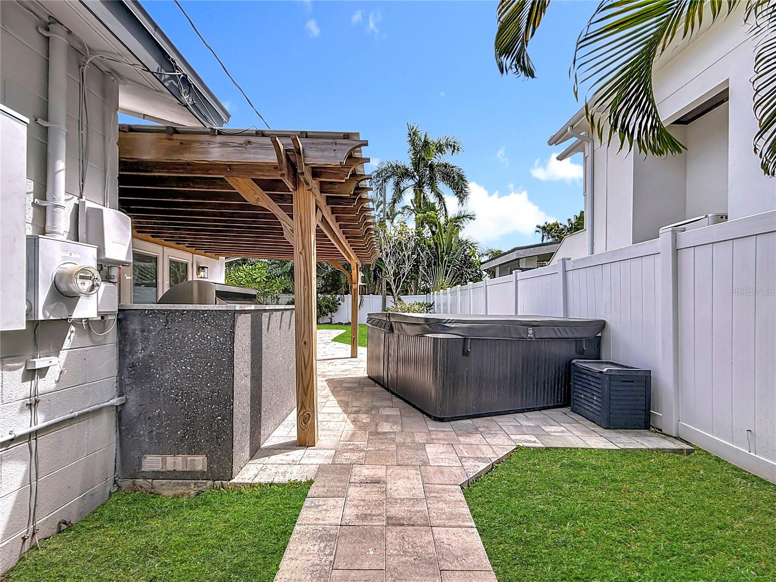 SHORE ACRES OVERLOOK SEC BLK 26 PT REP - Residential Lease