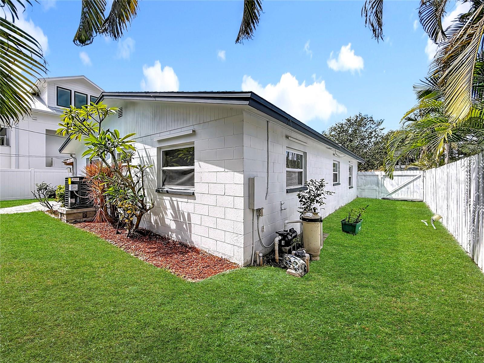 SHORE ACRES OVERLOOK SEC BLK 26 PT REP - Residential Lease