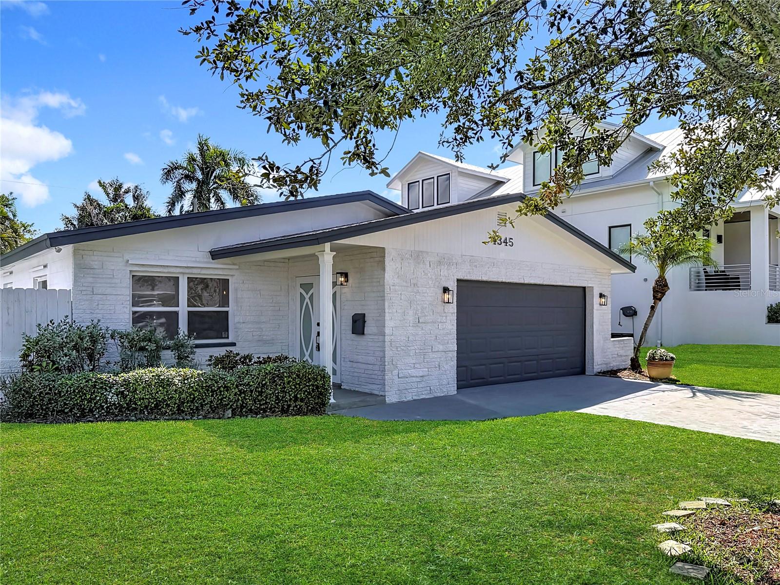 SHORE ACRES OVERLOOK SEC BLK 26 PT REP - Residential Lease