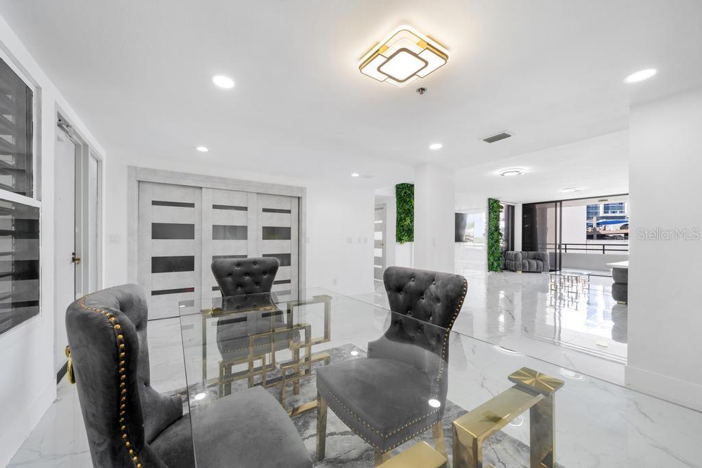 1255 N GULFSTREAM AVENUE 402