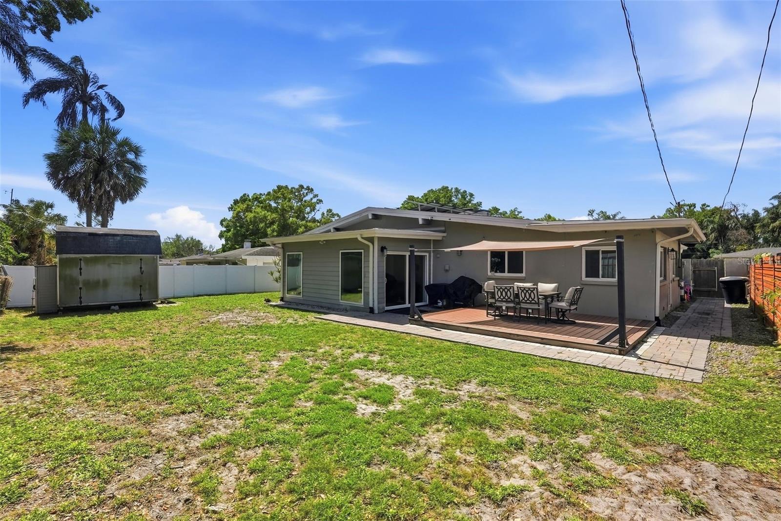 CARLTON TERRACE - Residential