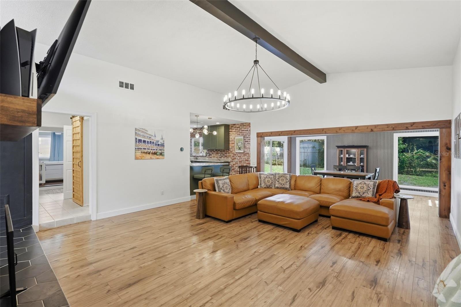 CARLTON TERRACE - Residential