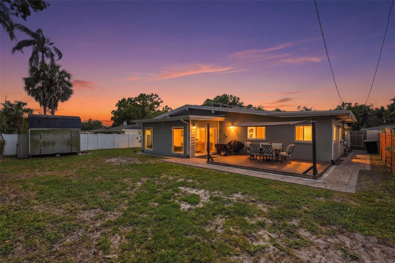 CARLTON TERRACE - Residential