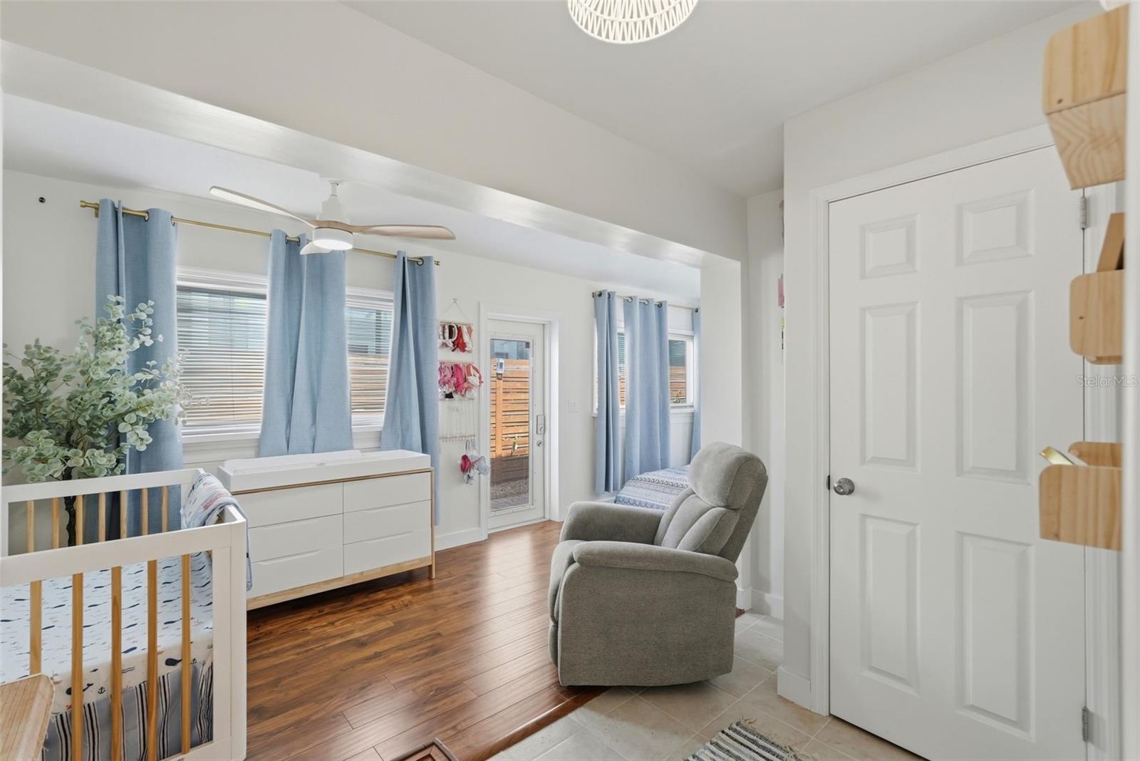 CARLTON TERRACE - Residential