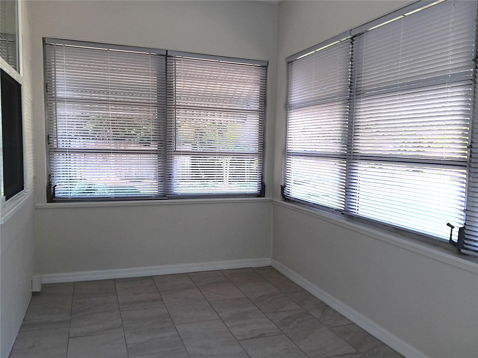 CRESTMONT - Residential Lease