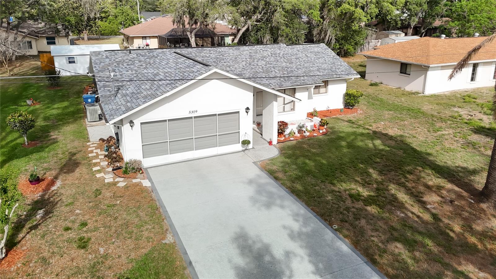 SPRING HILL - Residential