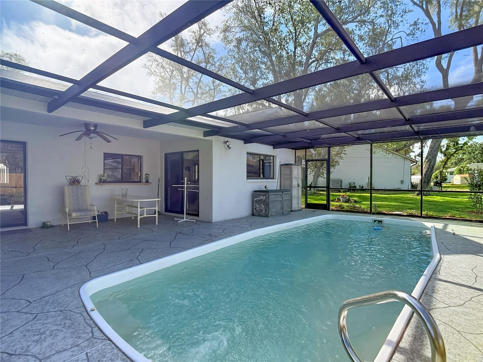 SPRING HILL - Residential