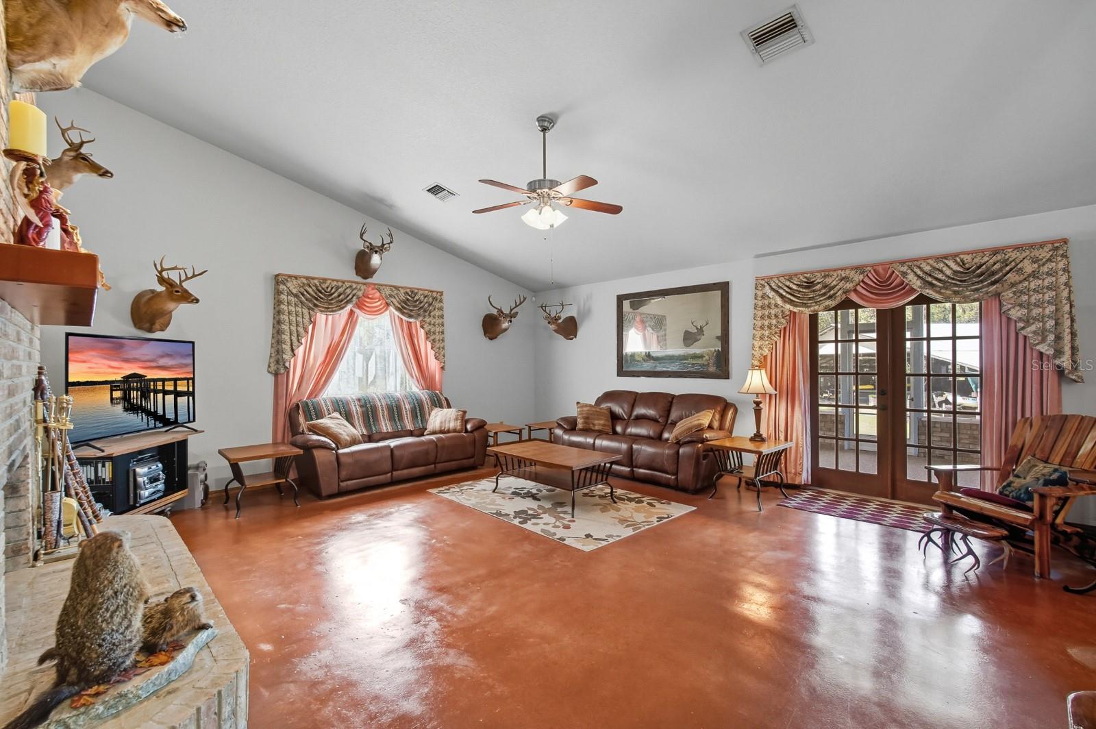 COVE AT LEMON BLUFF UNREC - Residential