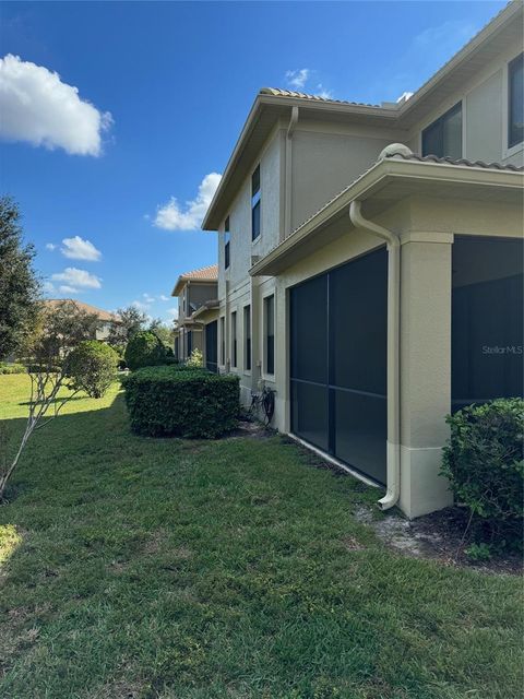 A home in SEMINOLE