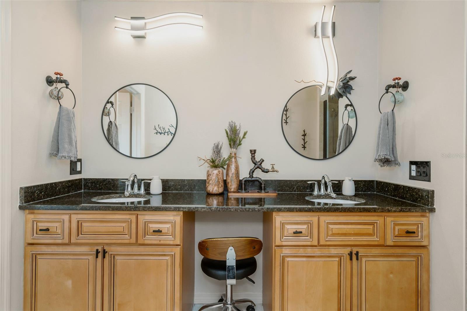 TOWNHOMES AT BRITTANY PARK - Residential