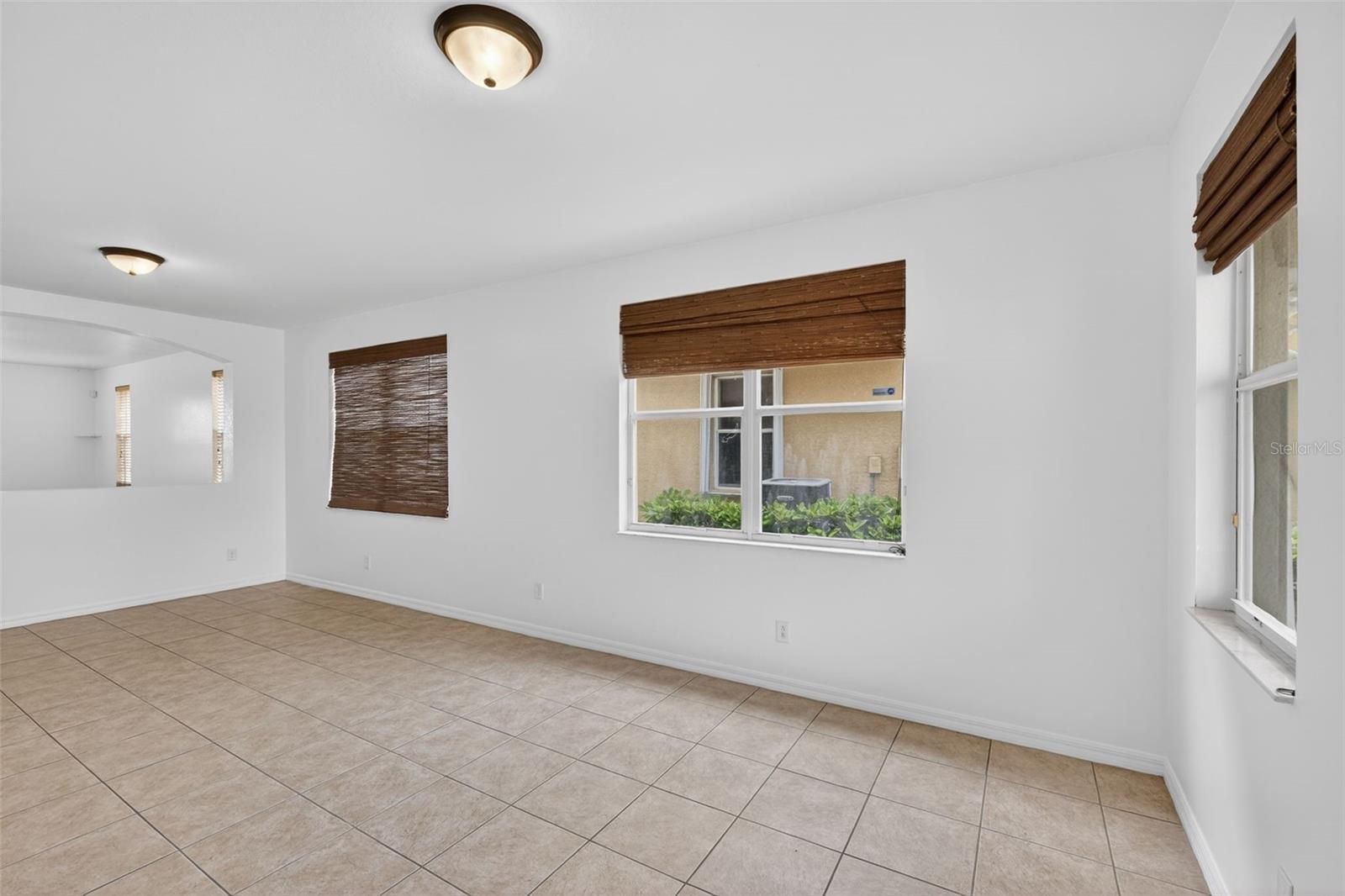 RIVER CLUB - Residential