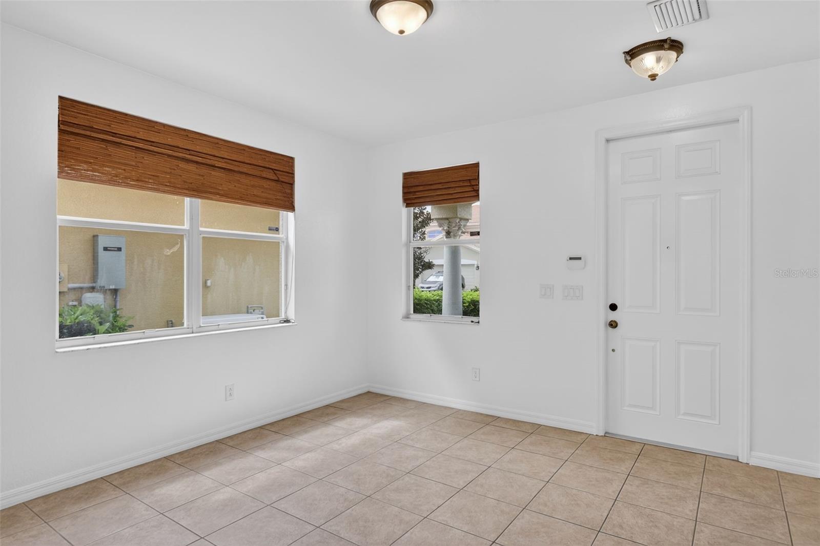 RIVER CLUB - Residential