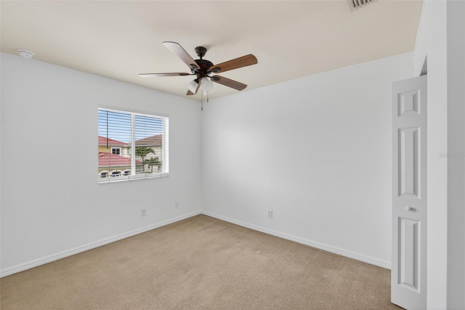 RIVER CLUB - Residential