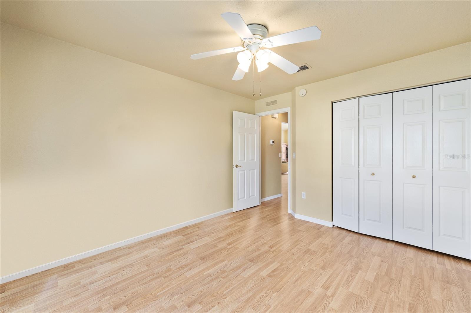 OAK RUN BAYTREE GREENS - Residential