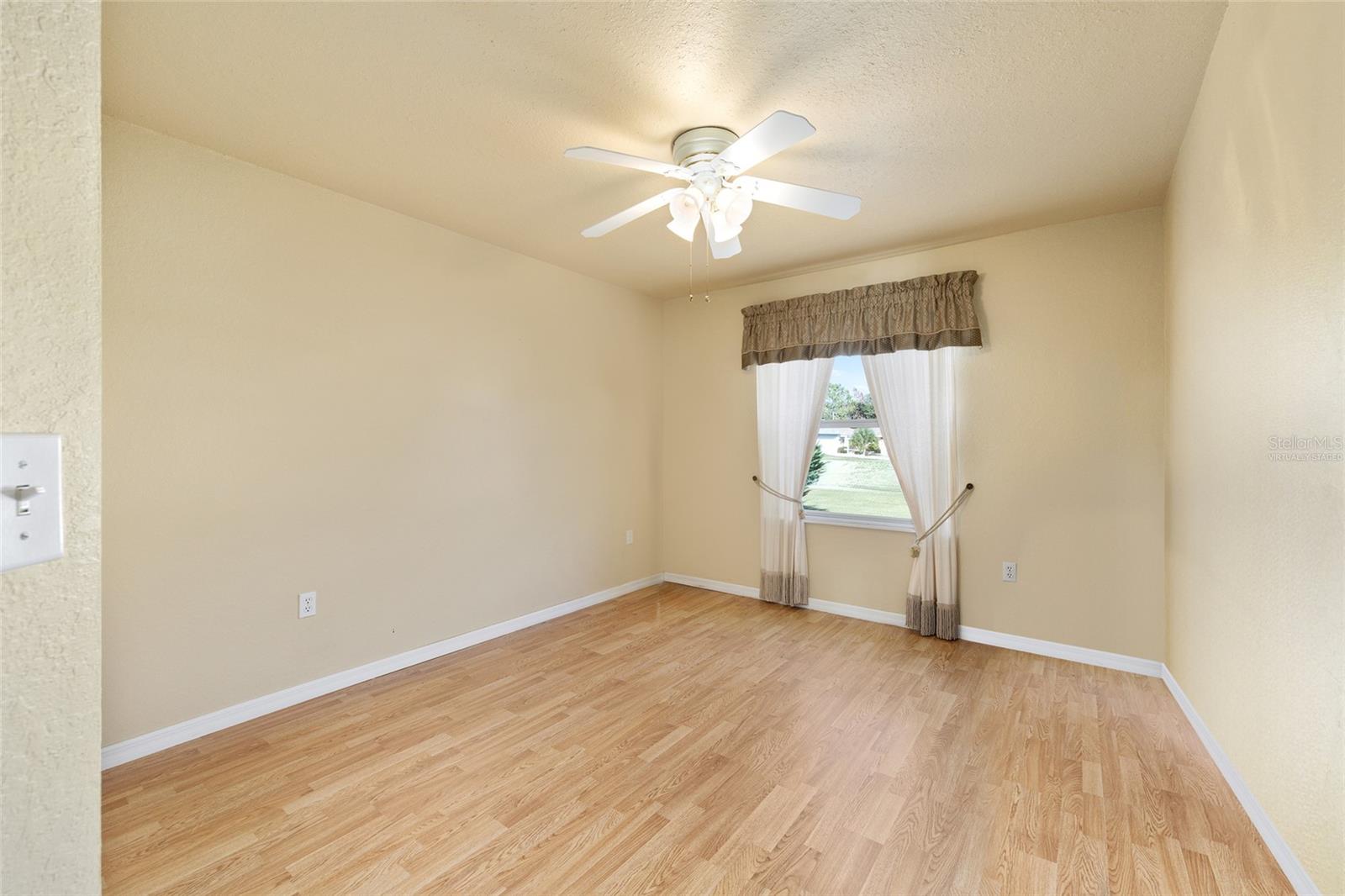 OAK RUN BAYTREE GREENS - Residential