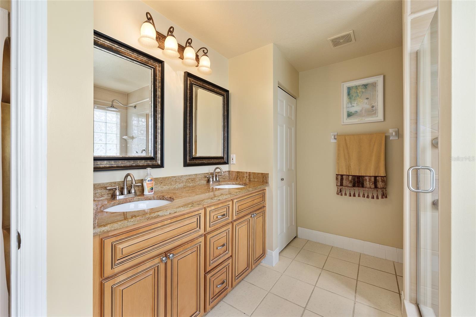 OAK RUN BAYTREE GREENS - Residential
