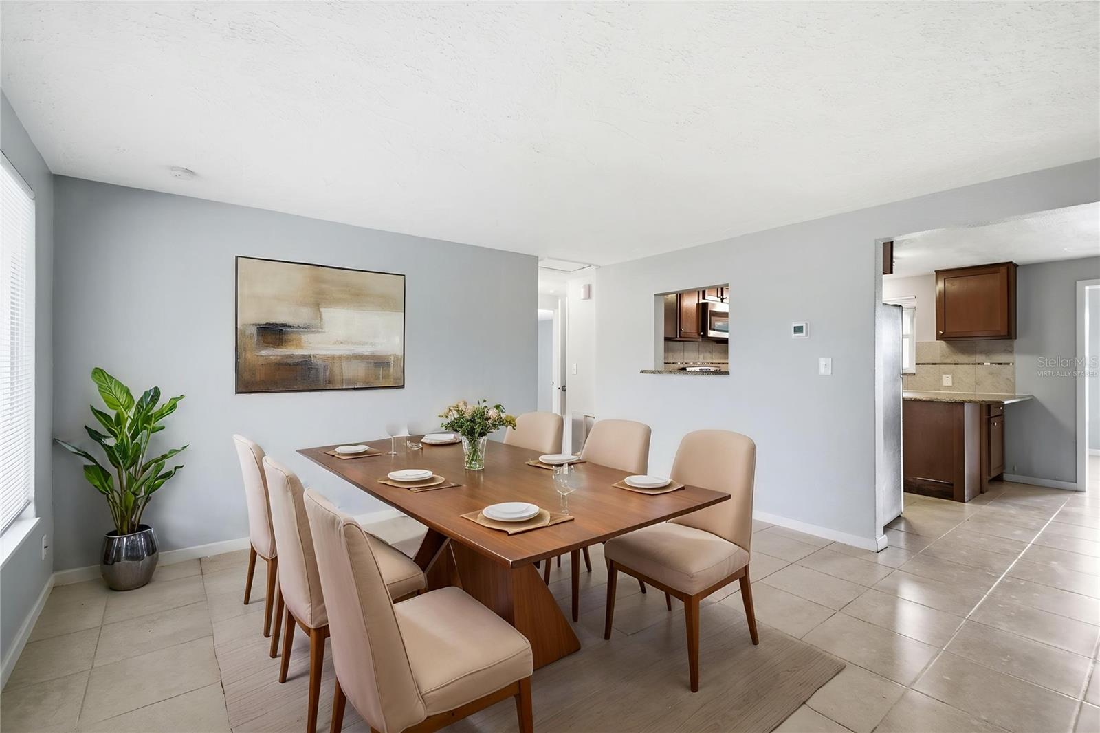 GOLDEN ACRES - Residential