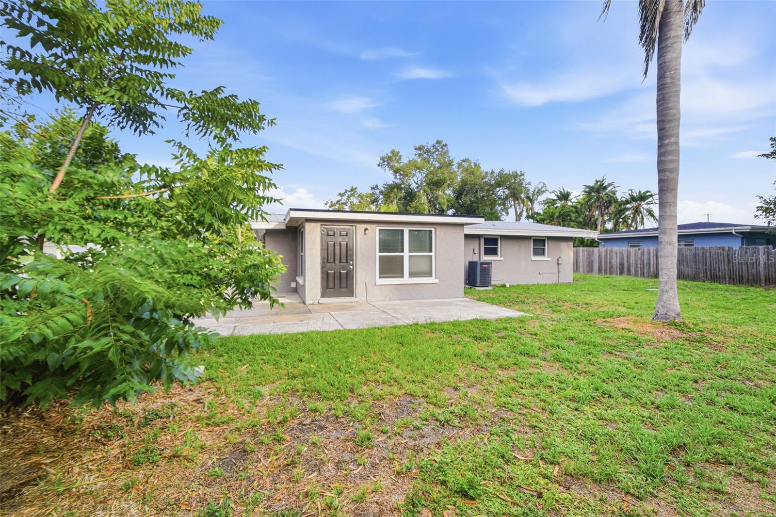 GOLDEN ACRES - Residential