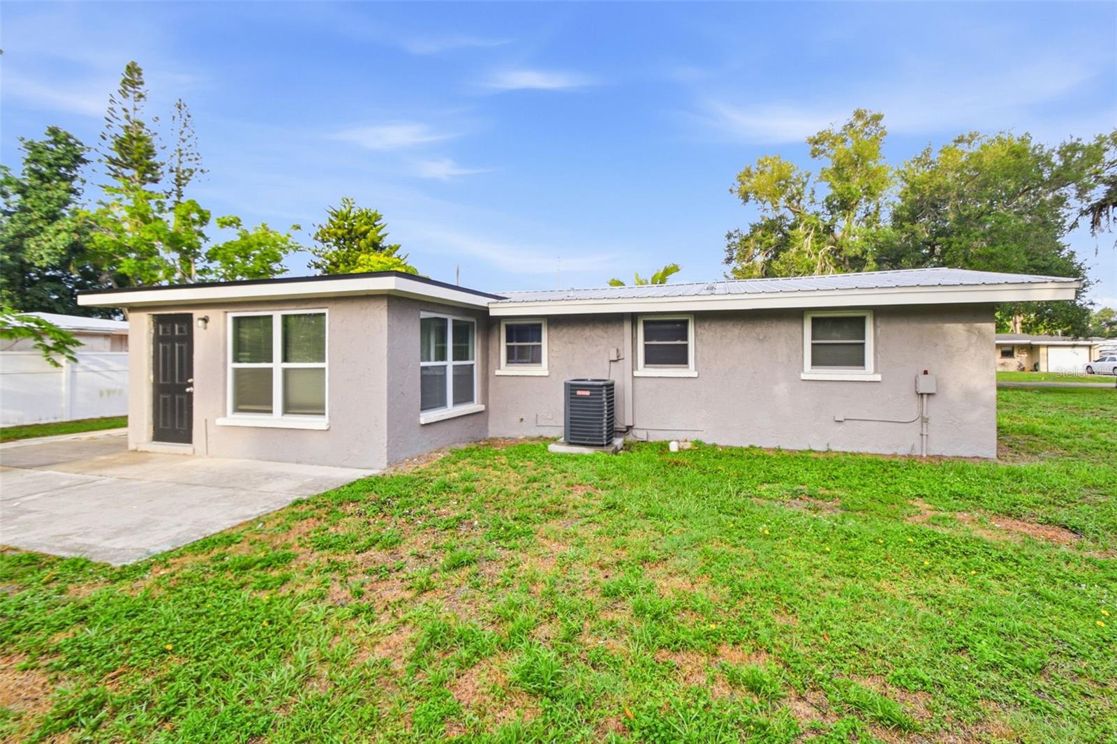 GOLDEN ACRES - Residential
