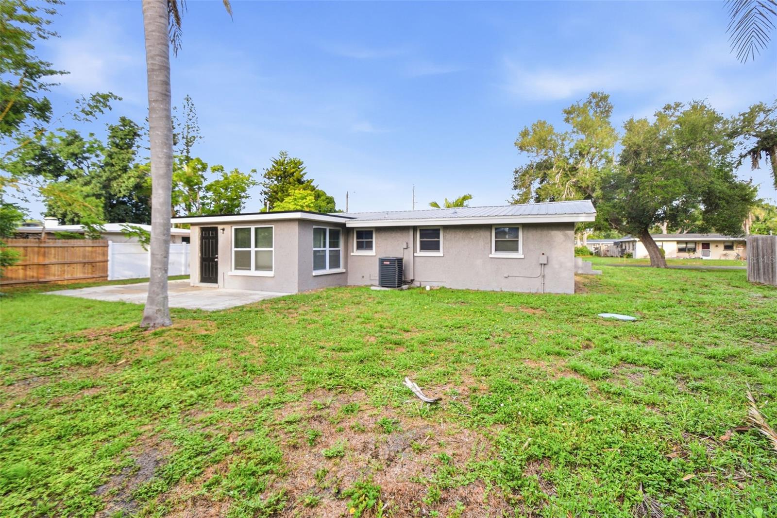 GOLDEN ACRES - Residential
