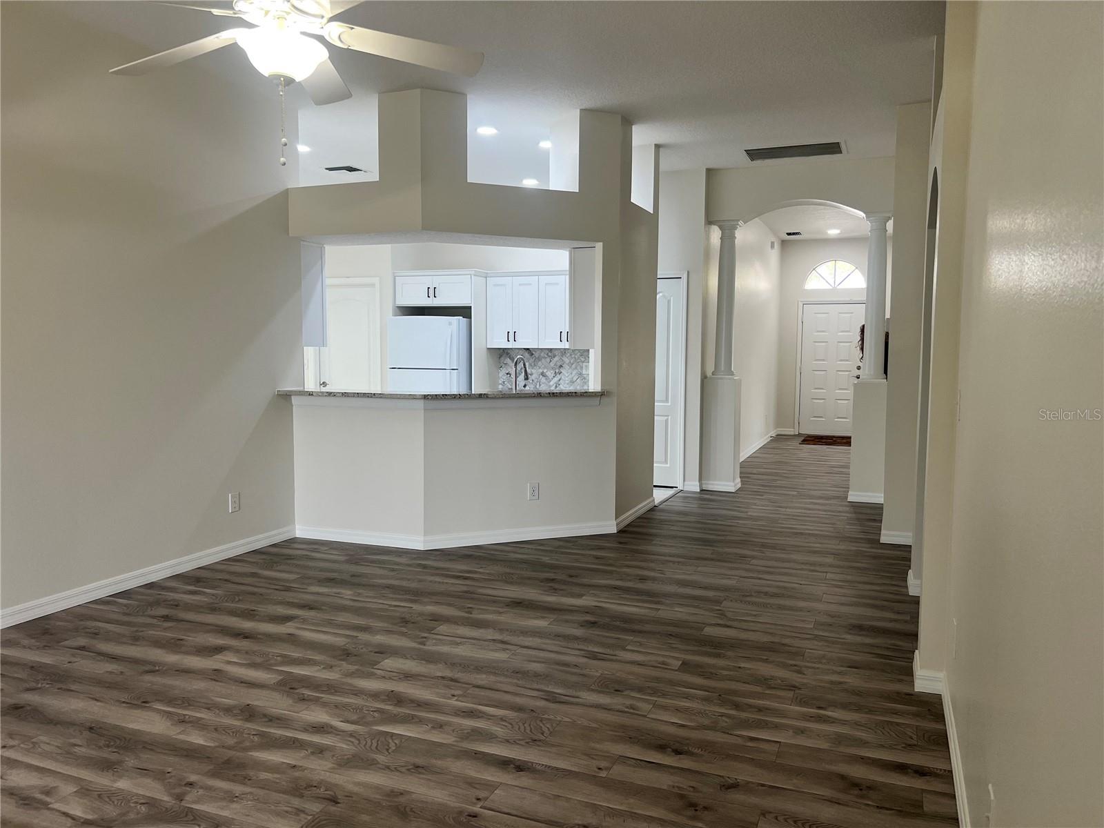 PRESERVE AT CYPRESS LAKES PH I THE - Residential Lease