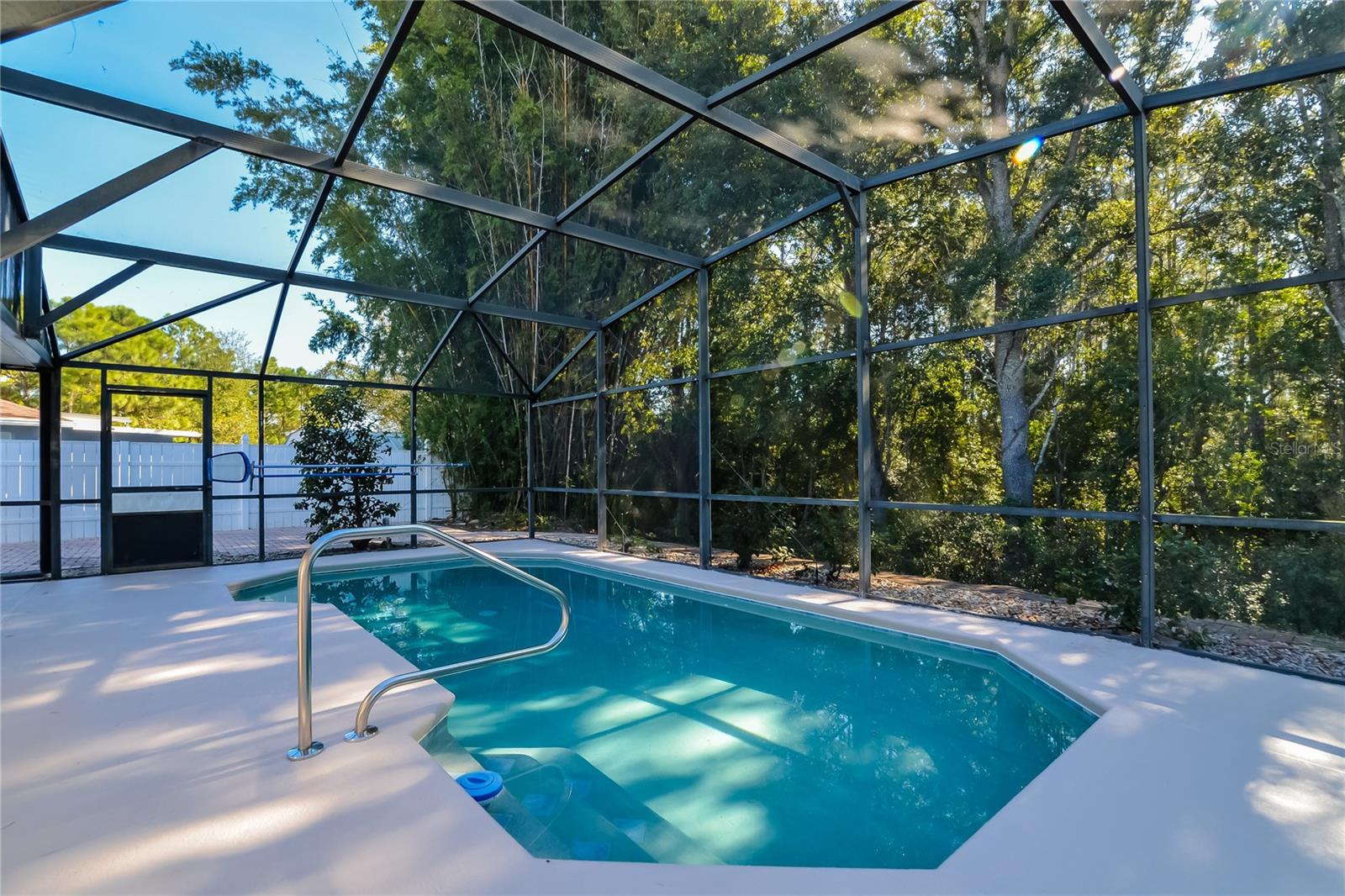 EAGLERIDGE PH III SUB - Residential