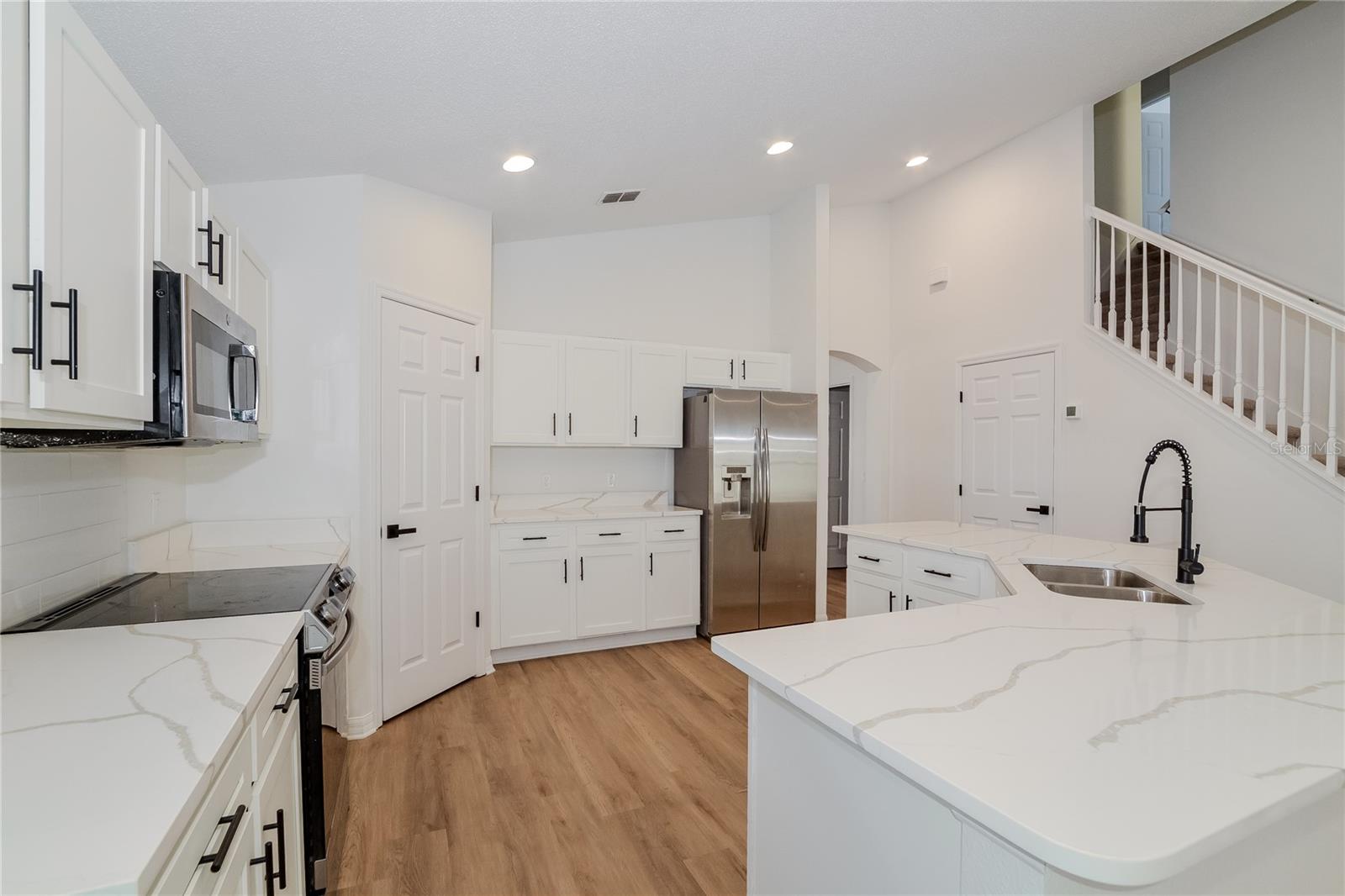 EAGLERIDGE PH III SUB - Residential