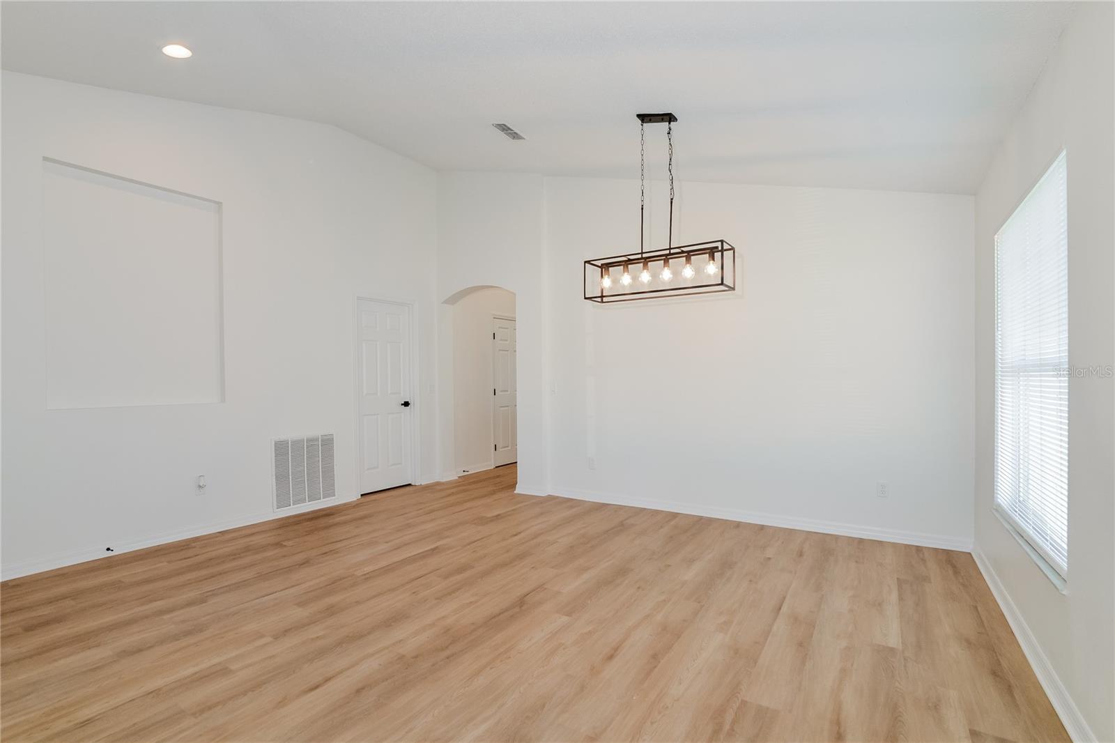 EAGLERIDGE PH III SUB - Residential