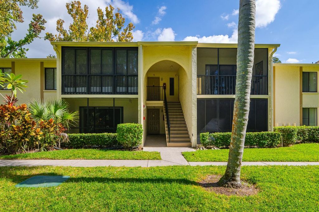 Photo of 1433 Pine Glen Place #G1, Tarpon Springs, FL 34688 (MLS # TB8440253)