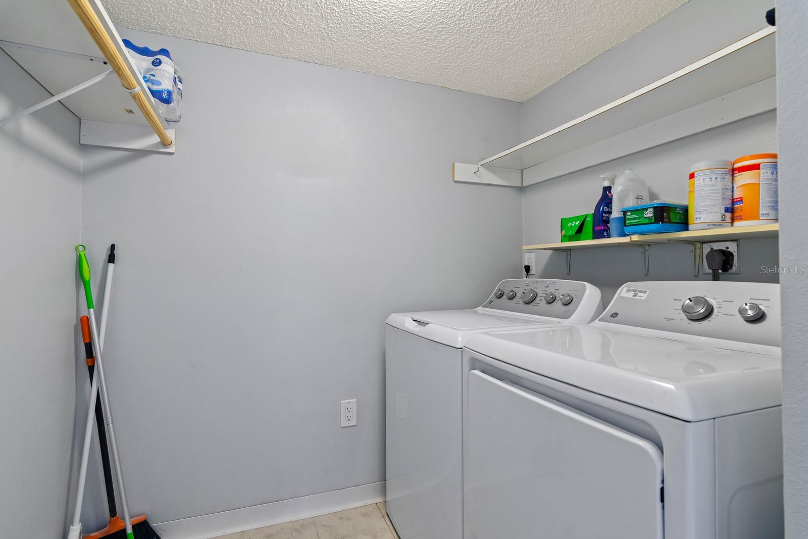 PINE RIDGE AT LAKE TARPON VILLAGE - Residential