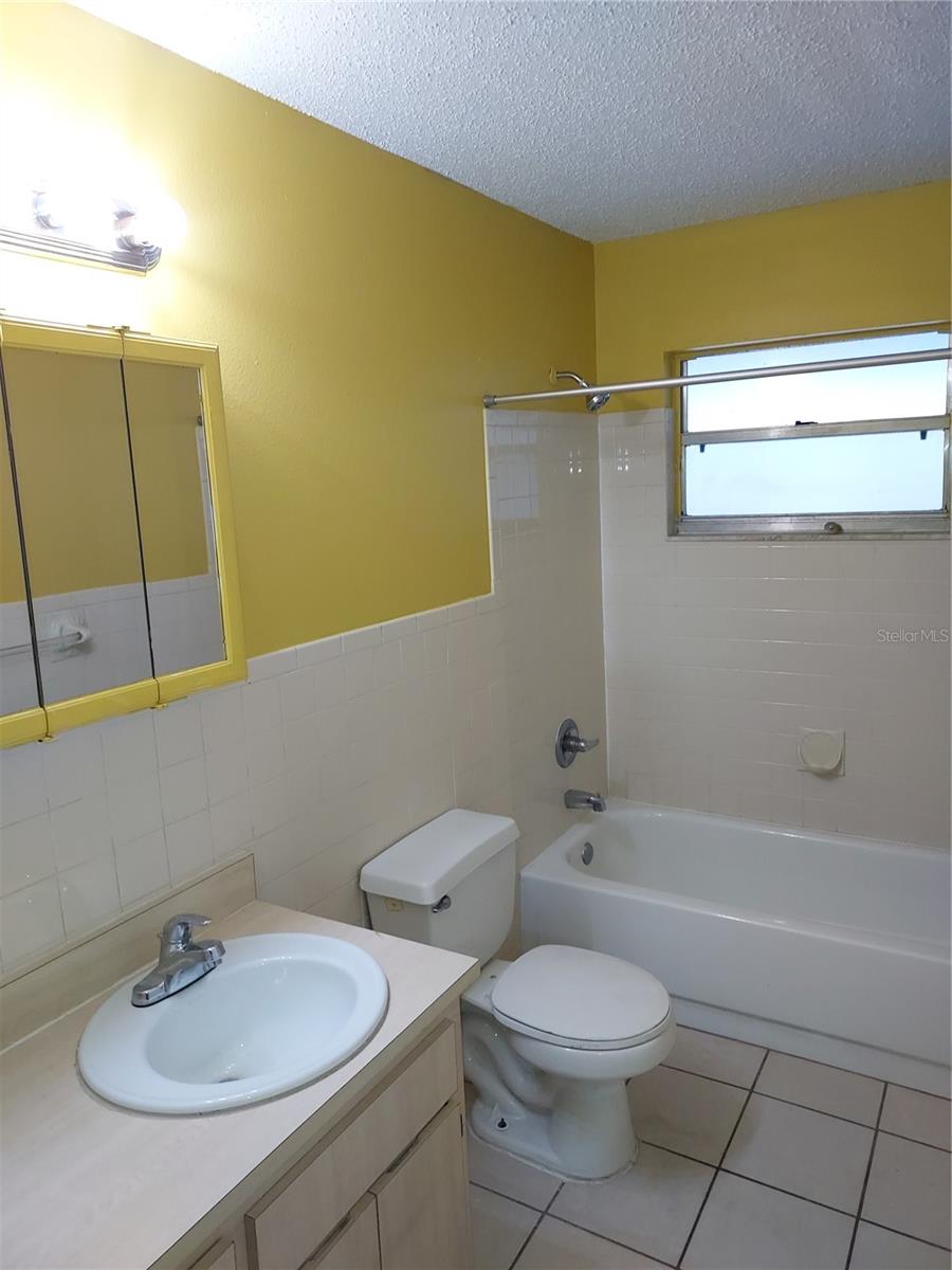 INTERBAY - Residential Lease