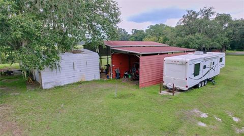 A home in PLANT CITY