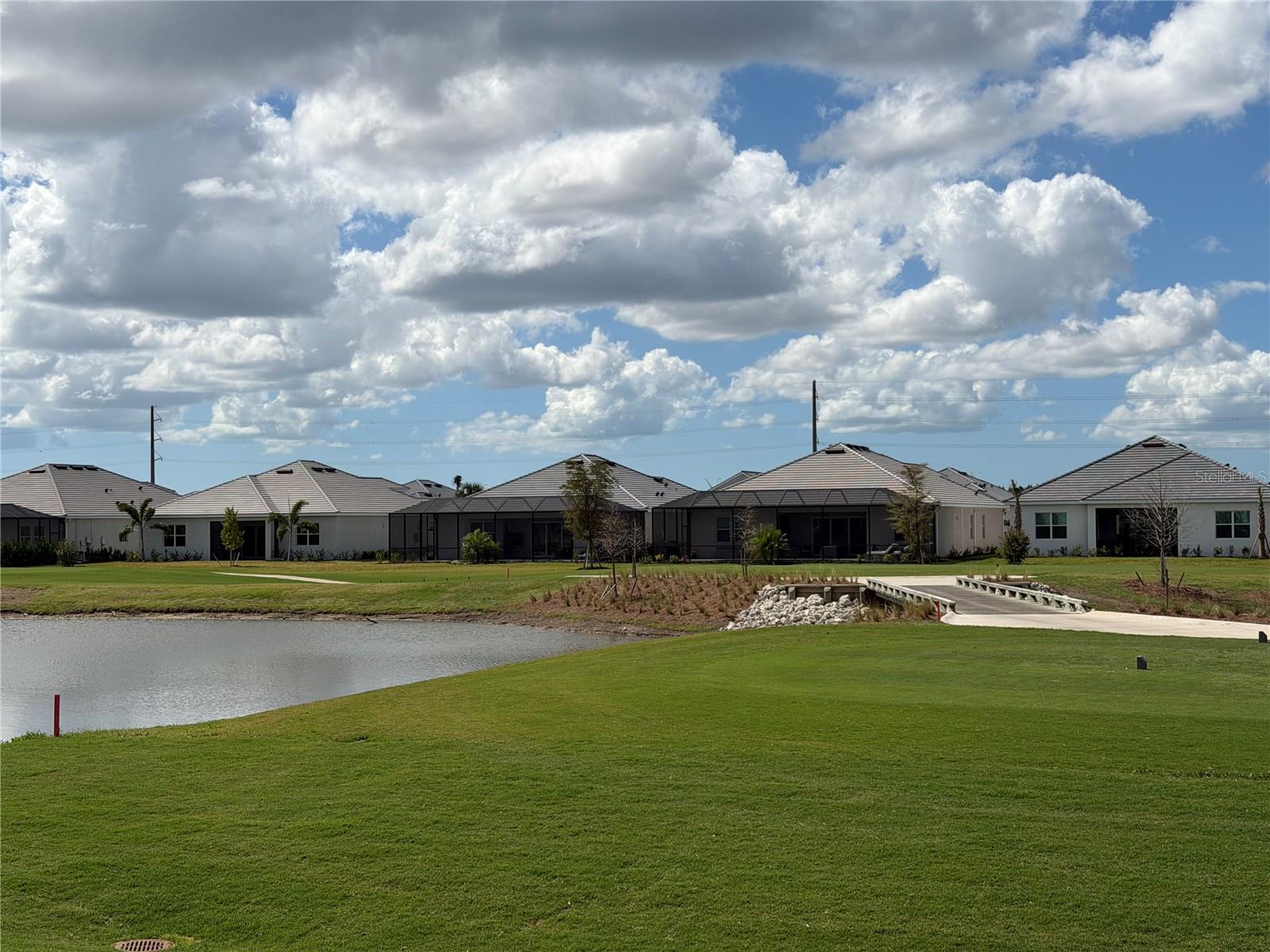 CALUSA COUNTRY CLUB - Residential Lease