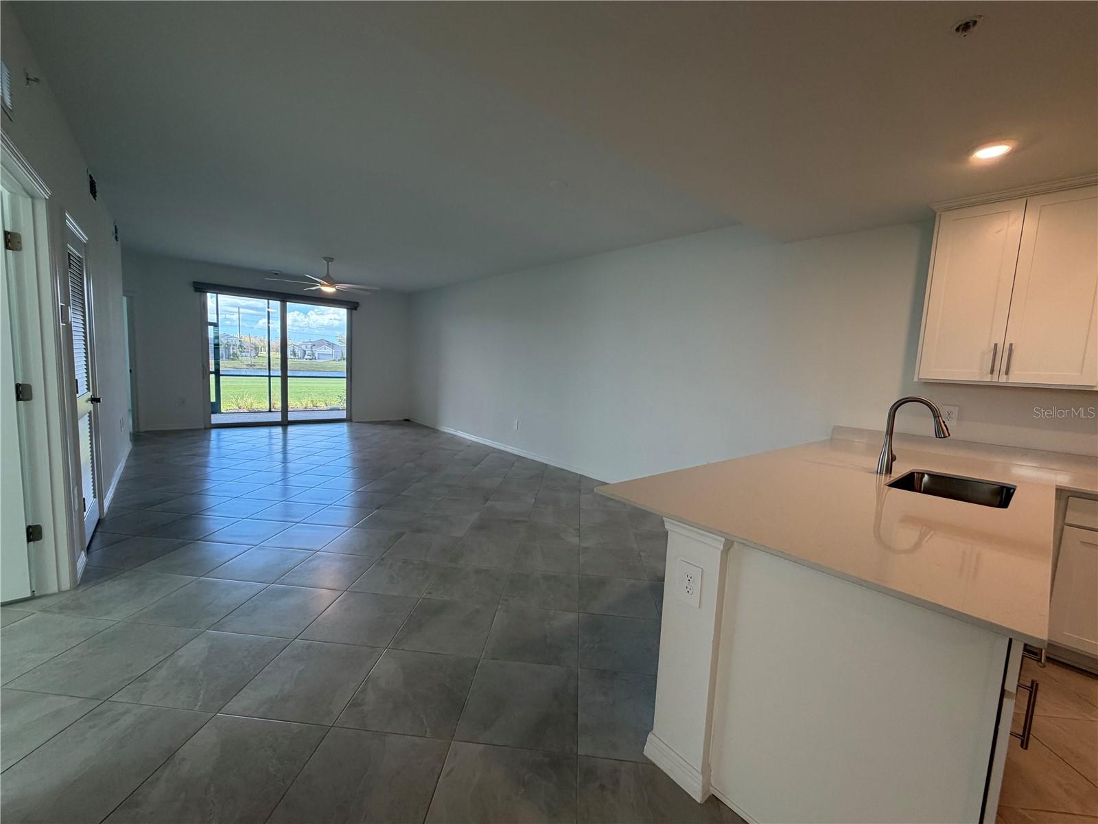 CALUSA COUNTRY CLUB - Residential Lease