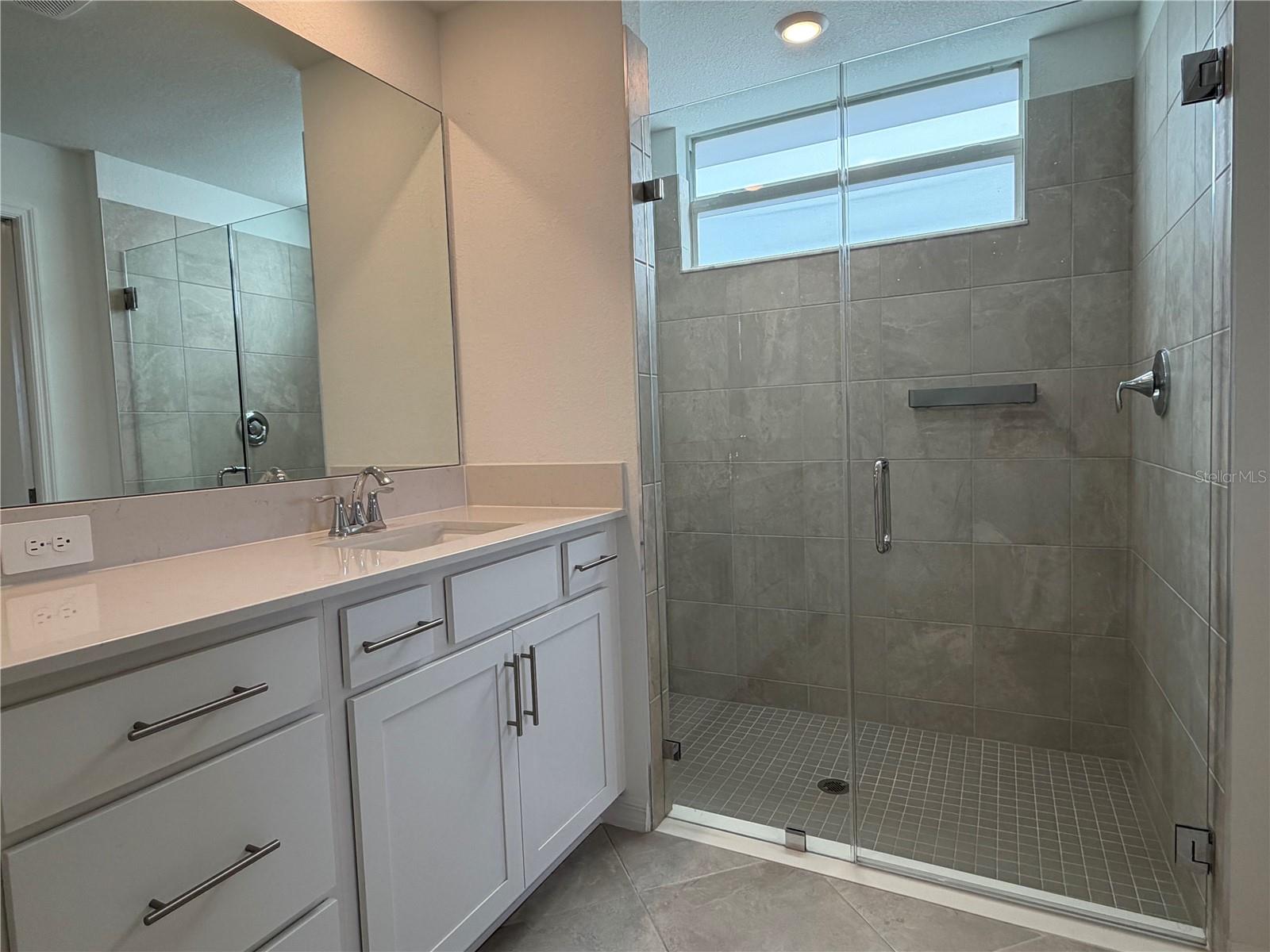 CALUSA COUNTRY CLUB - Residential Lease